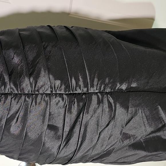 Bill Levkoff Elegant Black Taffeta Strapless Dress. Size 8. Flattering - Picture 5 of 10